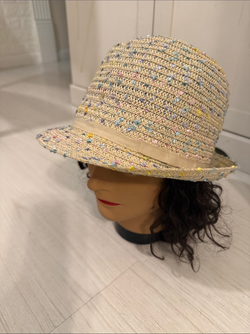 Neutral Straw Fedora Hat with Multicolor Speckle